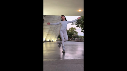 3Untitledrollerskating